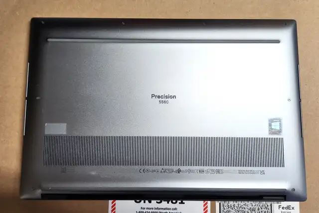 Dell Precision 5560 15.6 FHD  i7 11thGen 2.5GHz 32GB 512GB T1200 - Photo 3
