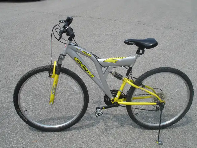 ADULT LARGE 26' CCM FALCON 21 SPD WITH FULL DUAL SUSPENSION! - Photo 3