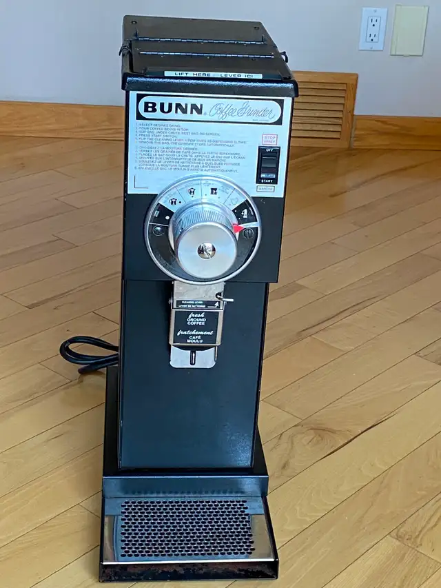 BUNN - G1 Bulk Coffee Grinder. Great Condition. 9 Grind Settings