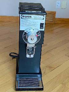 BUNN - G1 Bulk Coffee Grinder. Great Condition. 9 Grind Settings