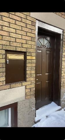 Basement Studio with separate entrance in King East of Kitchener