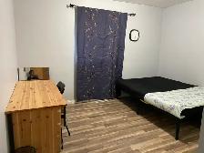 5-min Walk to Westbrook LRT Station, Rosscarrock, SW