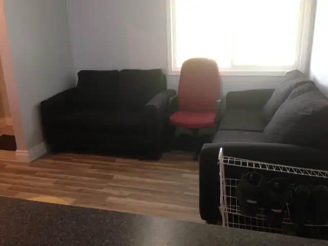 5-min Walk to Westbrook LRT Station, Rosscarrock, SW - Photo 4