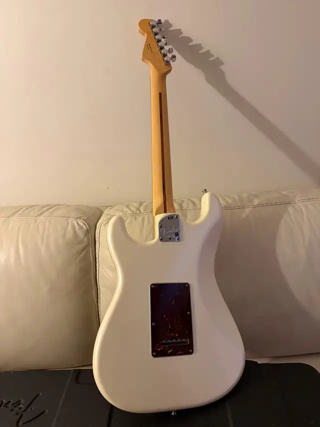 Guitare Stratocaster American Professional - Photo 4