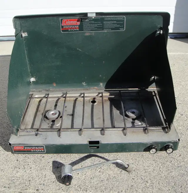 COLEMAN 2 BURNER PROPANE CAMPING STOVE - Photo 3