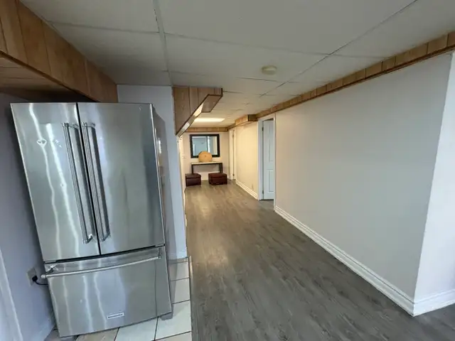 2 Beds 1 Bath - Basement Apartment - Photo 6