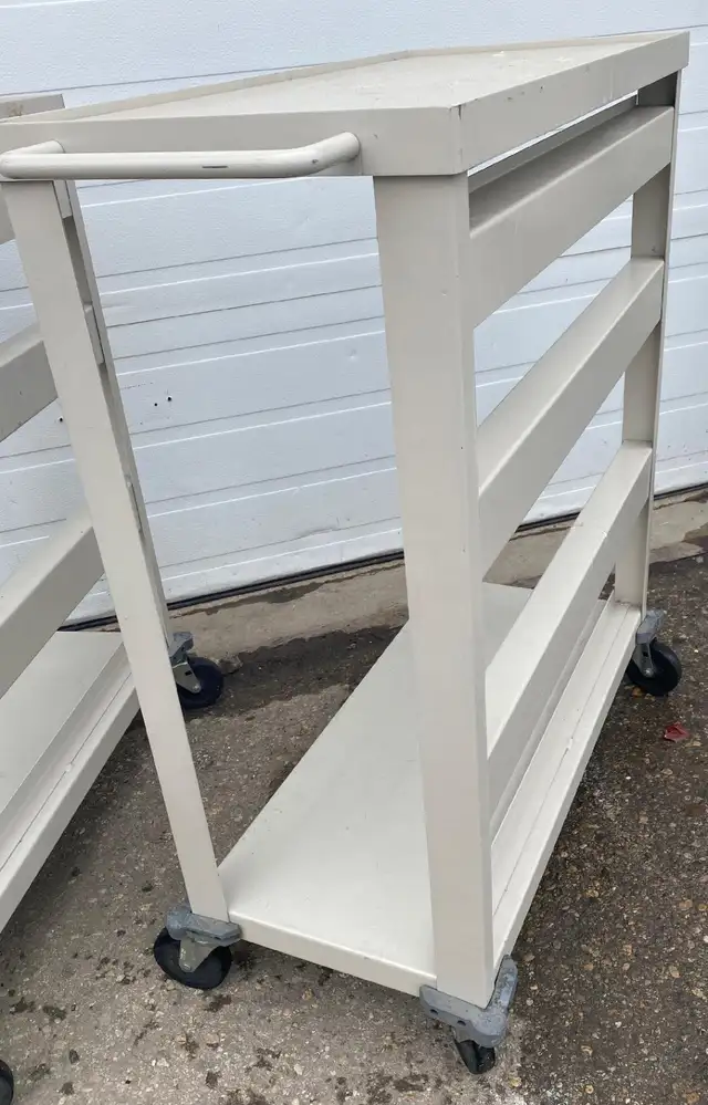 Moving Carts, sturdy metal construction, with heavy duty casters - Photo 2