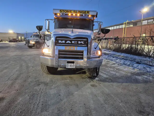 gravel delivery - Photo 5