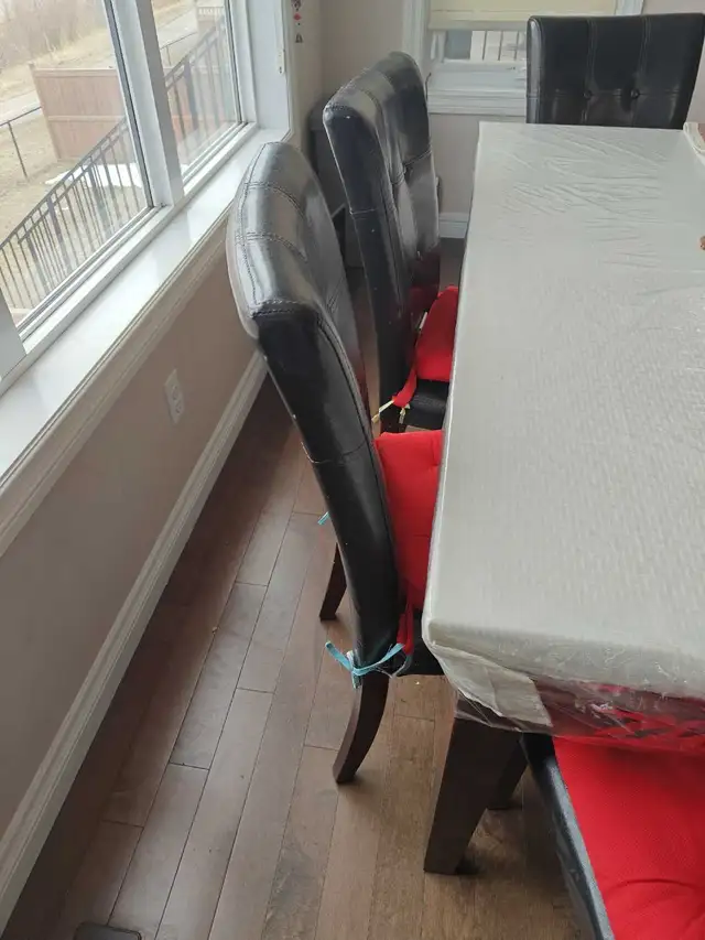 Dining table set - Photo 2