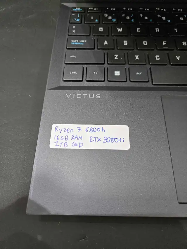 HP Victus Gaming Laptop With Charger - Photo 2