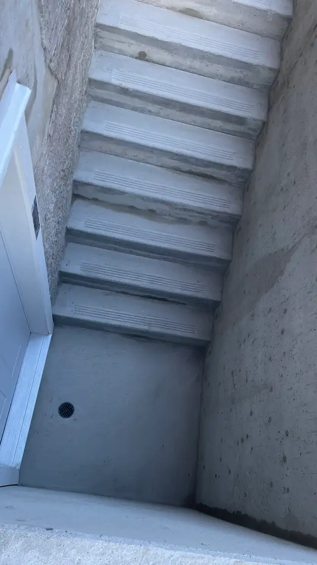 GET  YOURS FOR YOUR SIDE ENTRANCE BASEMENT DEVELOPMENT - Photo 2