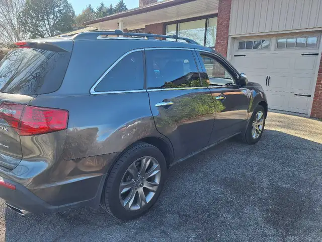 2010 Acura MDX - Photo 2