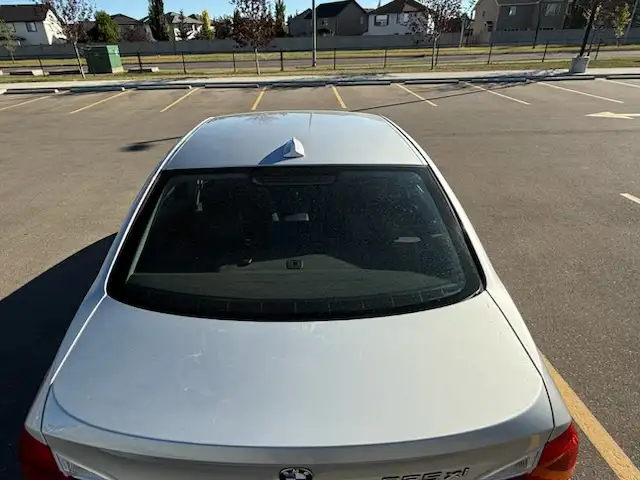 2006 BMW 325XI - Photo 4