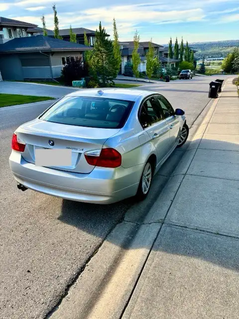 2006 BMW 325XI - Photo 5