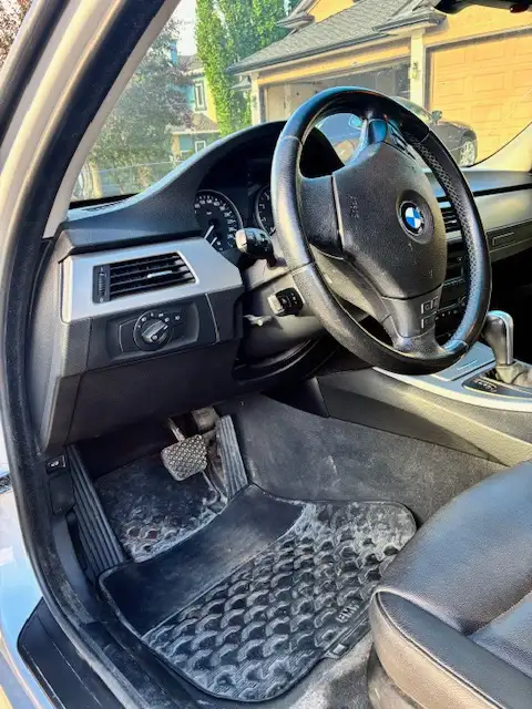 2006 BMW 325XI - Photo 7