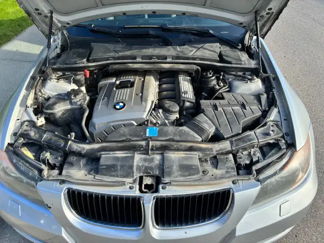 2006 BMW 325XI - Photo 8