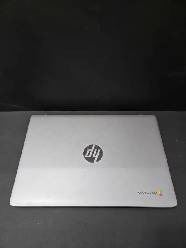 HP Chromebook With Charger - Photo 2