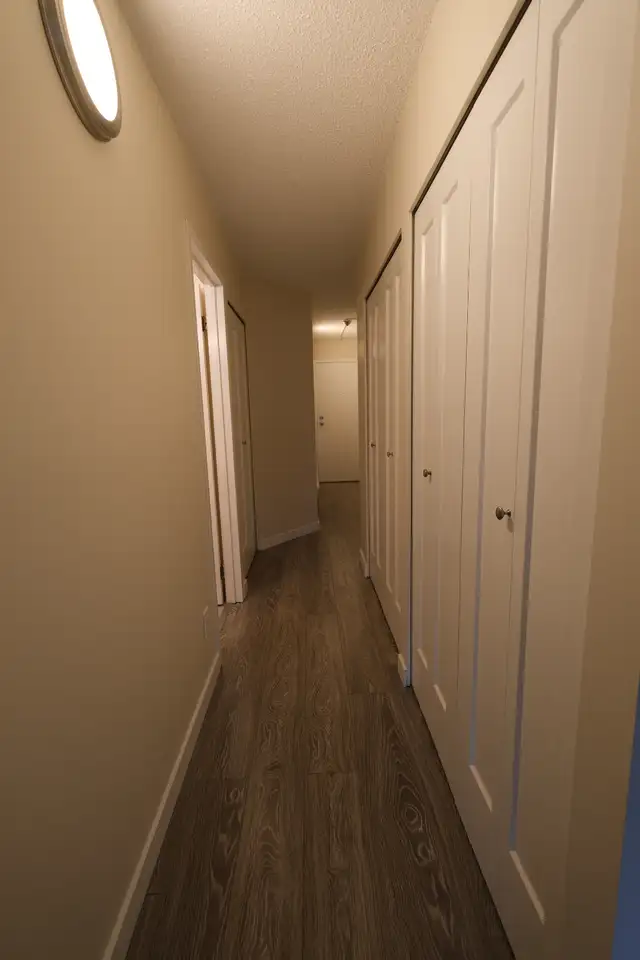 One Bedroom Apartment Next to Seawall - Photo 8