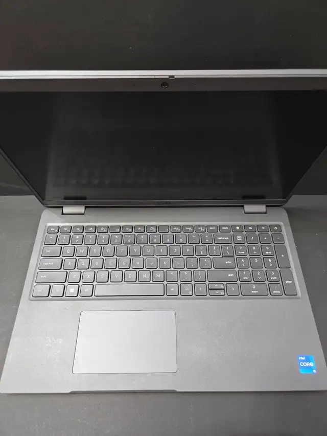 DELL Lattitude 3540 With Charger