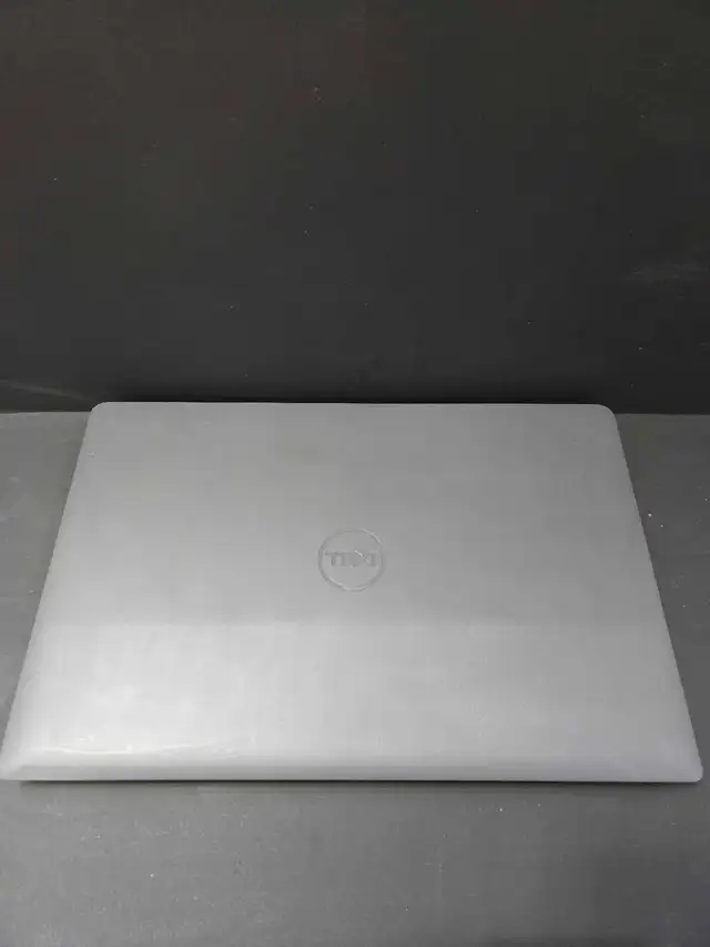 DELL Lattitude 3540 With Charger - Photo 2