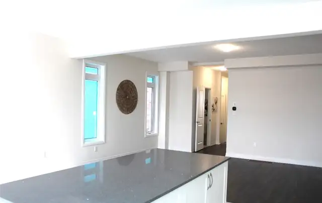 FOR LEASE! ✨  1187 Marathon Ave,Pickering, Ontario - Photo 14