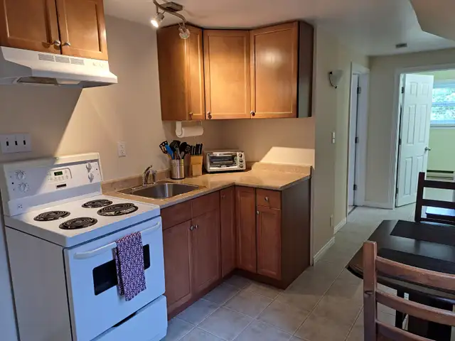 Furnished Apartment, Military IR Compliant - Photo 3