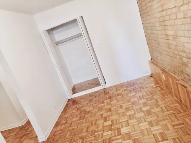 31/2 MONTREAL DOWNTOWN 1370$/ PLEASE CALL: (438) 873 - 8708 - Photo 4