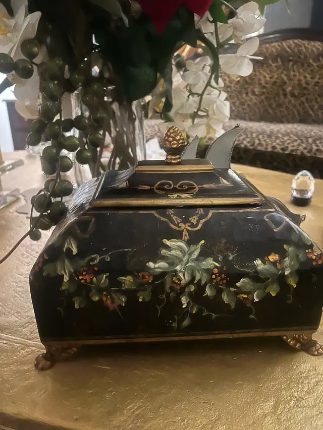 Hand carved box with lid and hand painted