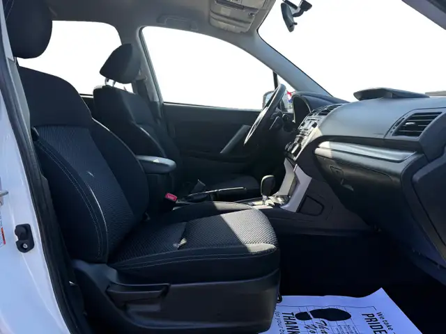 2015 Subaru Forester Backup camera AWD Heated seats - Photo 14