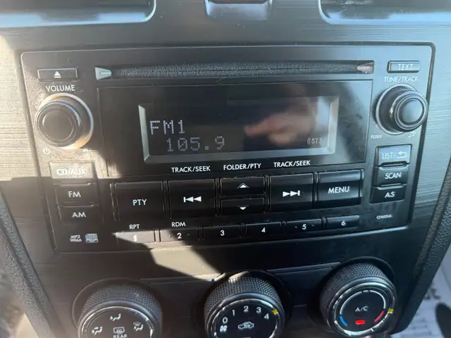 2015 Subaru Forester Backup camera AWD Heated seats - Photo 18