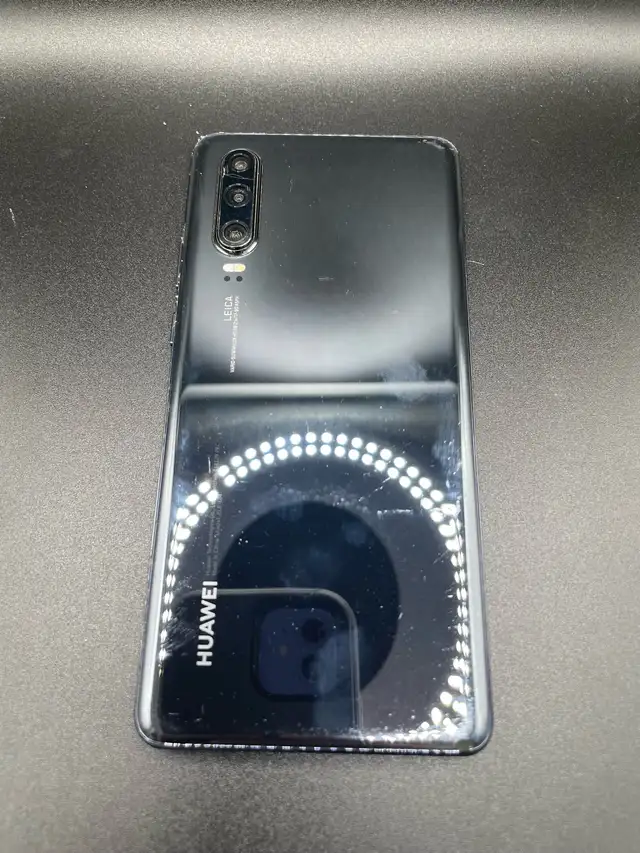 HUAWEI P30 CELLPHONE - Photo 2