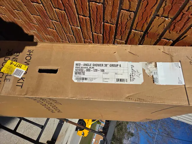 Maax 38 Himalaya 38 x 38 Polystyrene Center Drain Shower Kit - Photo 2