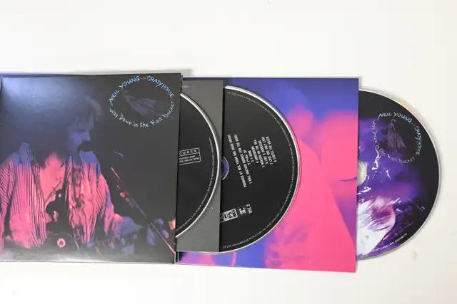 Neli Young & Crazy House Way Down In The Rust Bucket 4LP 2DVD - Photo 5