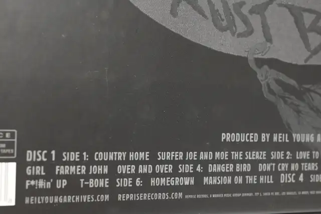 Neli Young & Crazy House Way Down In The Rust Bucket 4LP 2DVD - Photo 9