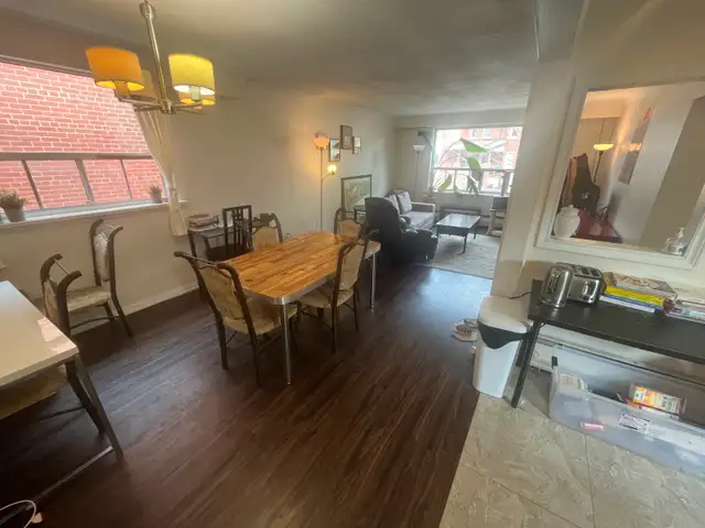 1 Roomie Steps to High Park & Bloor Subway, 3 Bedroom Apt, Now - Photo 2