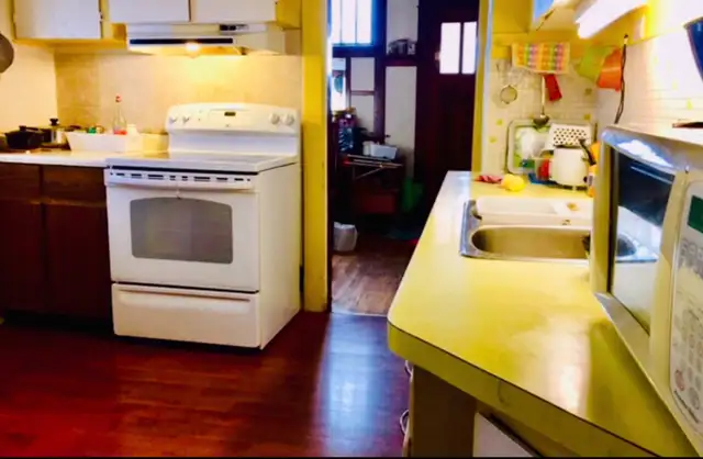 Room for rent in Crescent Heights NW - Photo 5