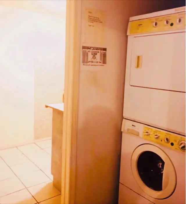 Room for rent in Crescent Heights NW - Photo 8