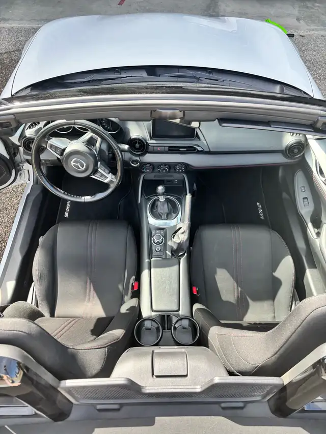 2016 Mazda MX-5 GS Convertible - Photo 9