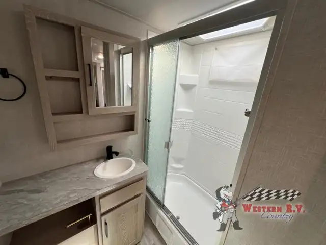 2022 Forest River RV Rockwood Mini Lite 2513S - Photo 11