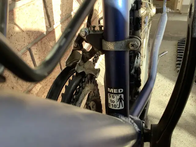 Mountain bikes - Photo 3