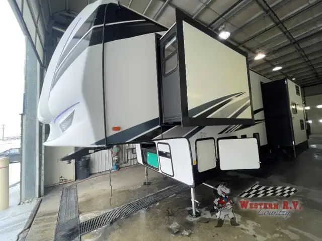 2021 Forest River RV Vengeance Rogue Armored VGF351G2