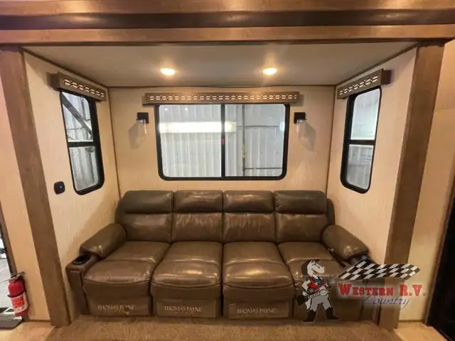 2021 Forest River RV Vengeance Rogue Armored VGF351G2 - Photo 8