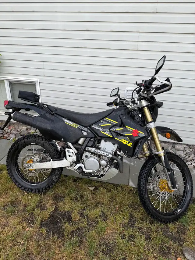 Suzuki 400 dual sport dirt bike - Photo 3