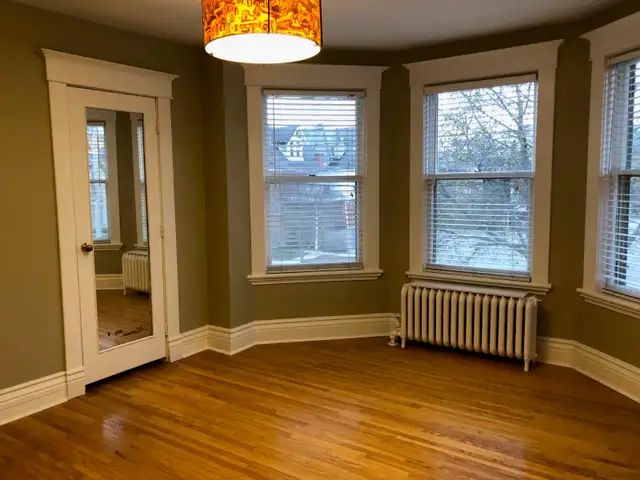 2 bedroom One block from Victoria Park