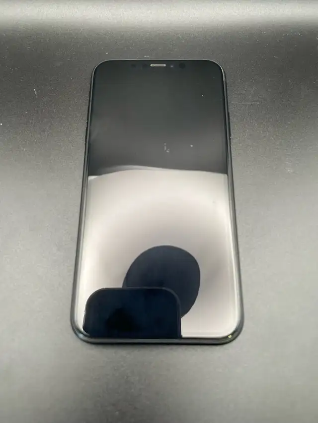 IPHONE XR 64GB CELLPHONE