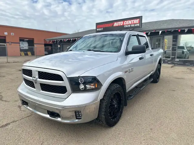 2016 RAM 1500 OUTDOORSMAN – 5.7L HEMI V8 – 4X4- ACCIDENT FREE - Photo 2