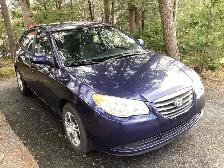 2010 Hyundai Elantra GL   4 door sedan