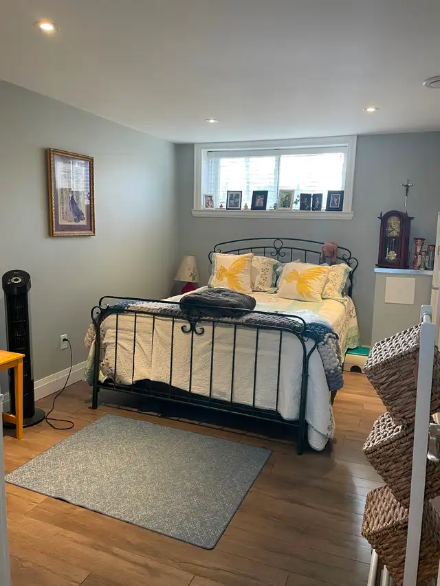 3 Bedroom one bath Apartment/ West End/ Available May 1st - Photo 6