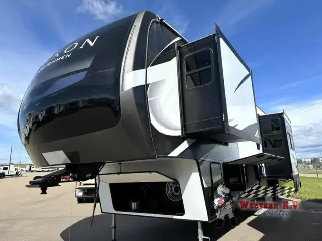 2022 Dutchmen RV Yukon 399ML - Photo 3