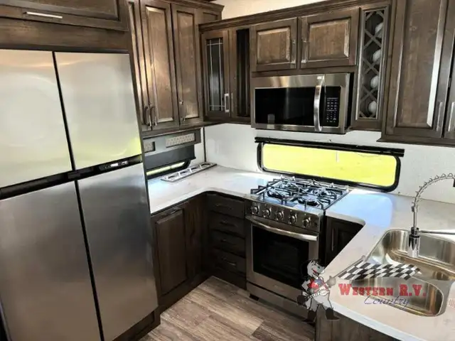 2022 Dutchmen RV Yukon 399ML - Photo 11